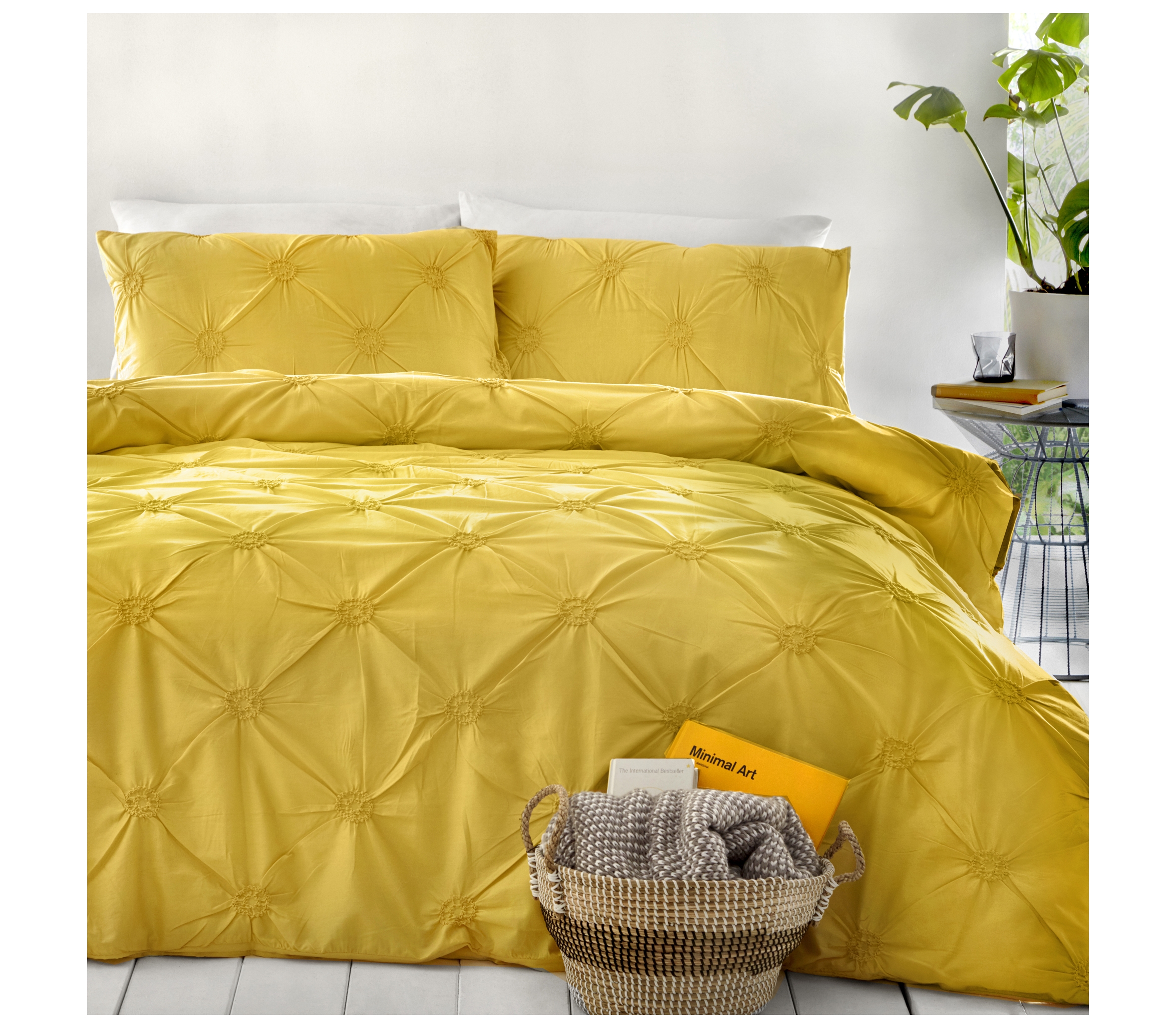 Signature Elissa Ochre Yellow Duvet Cover Set J